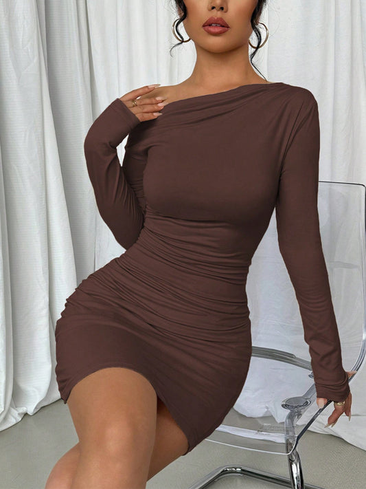 Slim Fit Off-Shoulder Long Sleeve Dress